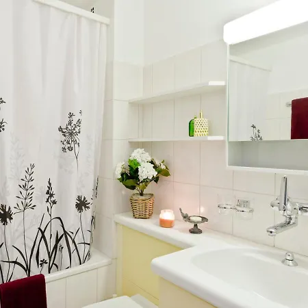 Junior Suite-9 By Interhome Appartement *